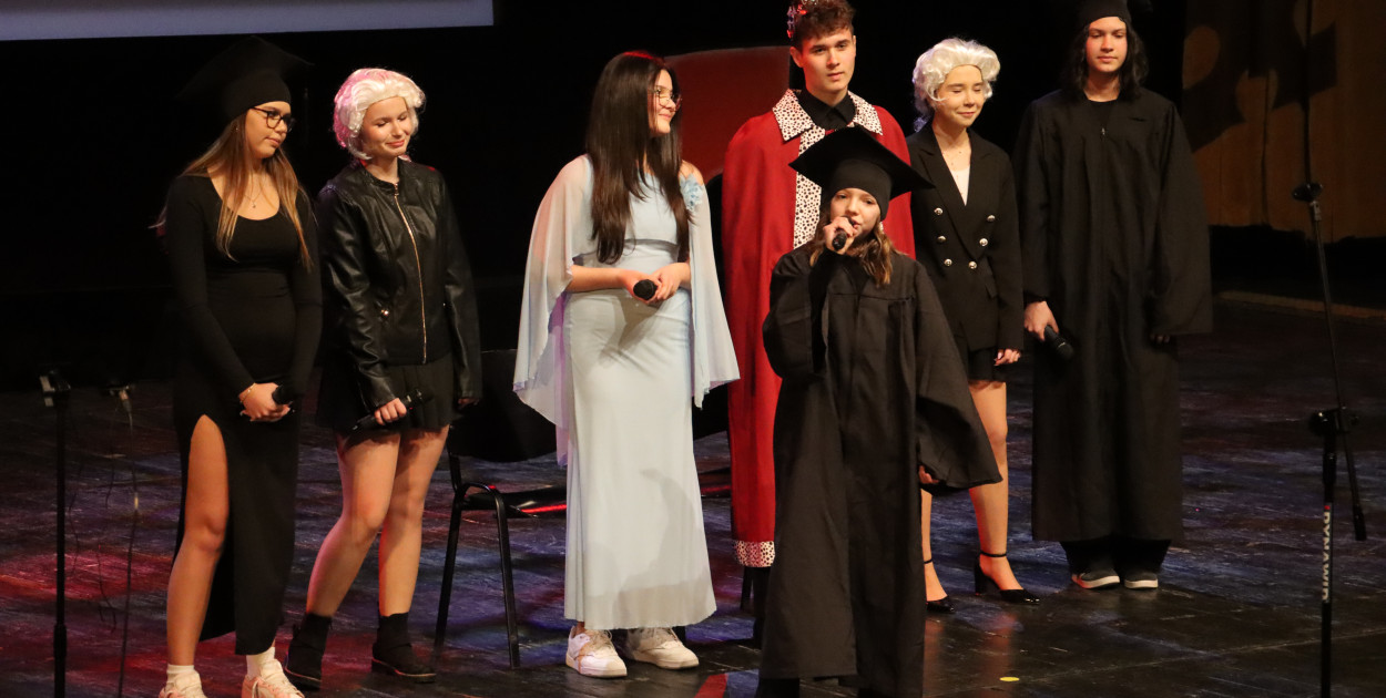 Fotorelacja II: GALA INTEGRACJI zorganizowana przez Szkoła Podstawowa nr 4 w Zawierciu