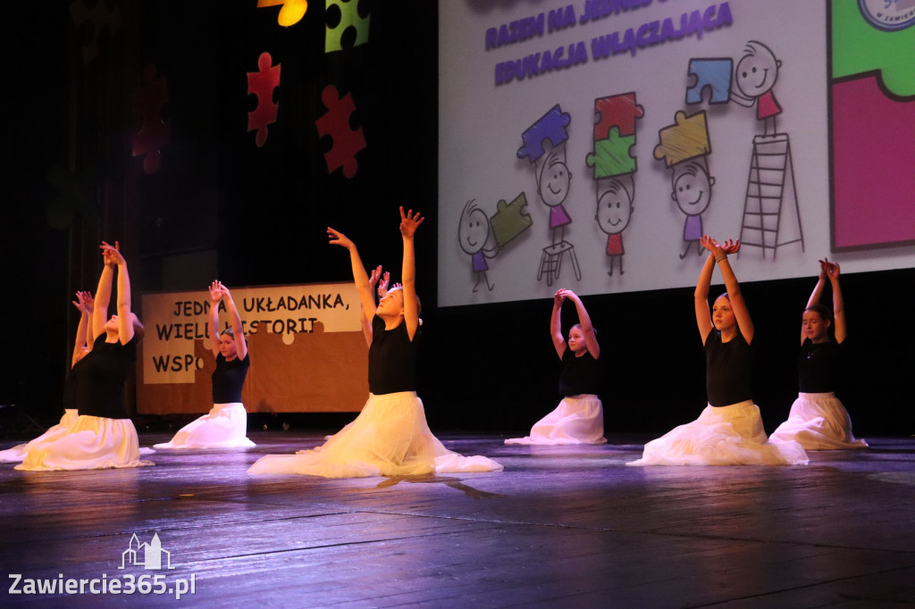 Fotorelacja II: GALA INTEGRACJI zorganizowana przez Szkoła Podstawowa nr 4 w Zawierciu