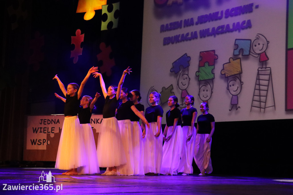 Fotorelacja II: GALA INTEGRACJI zorganizowana przez Szkoła Podstawowa nr 4 w Zawierciu