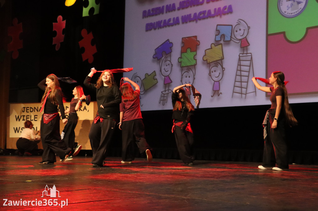 Fotorelacja II: GALA INTEGRACJI zorganizowana przez Szkoła Podstawowa nr 4 w Zawierciu