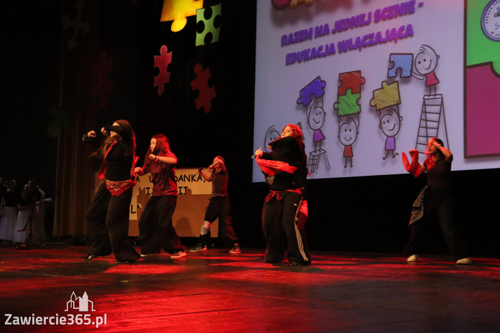 Fotorelacja II: GALA INTEGRACJI zorganizowana przez Szkoła Podstawowa nr 4 w Zawierciu