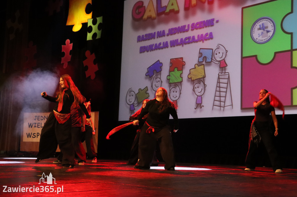 Fotorelacja II: GALA INTEGRACJI zorganizowana przez Szkoła Podstawowa nr 4 w Zawierciu