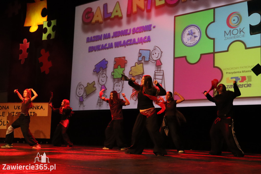 Fotorelacja II: GALA INTEGRACJI zorganizowana przez Szkoła Podstawowa nr 4 w Zawierciu