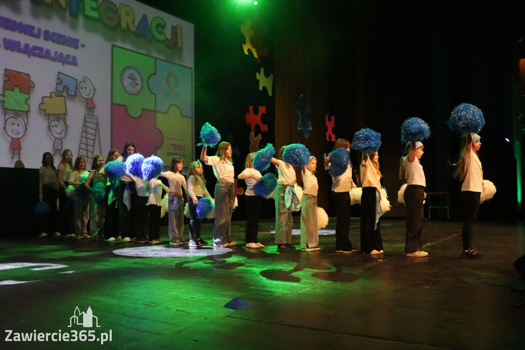 Fotorelacja II: GALA INTEGRACJI zorganizowana przez Szkoła Podstawowa nr 4 w Zawierciu