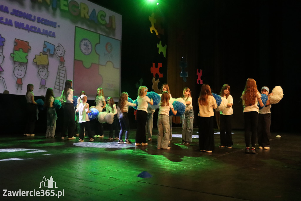 Fotorelacja II: GALA INTEGRACJI zorganizowana przez Szkoła Podstawowa nr 4 w Zawierciu