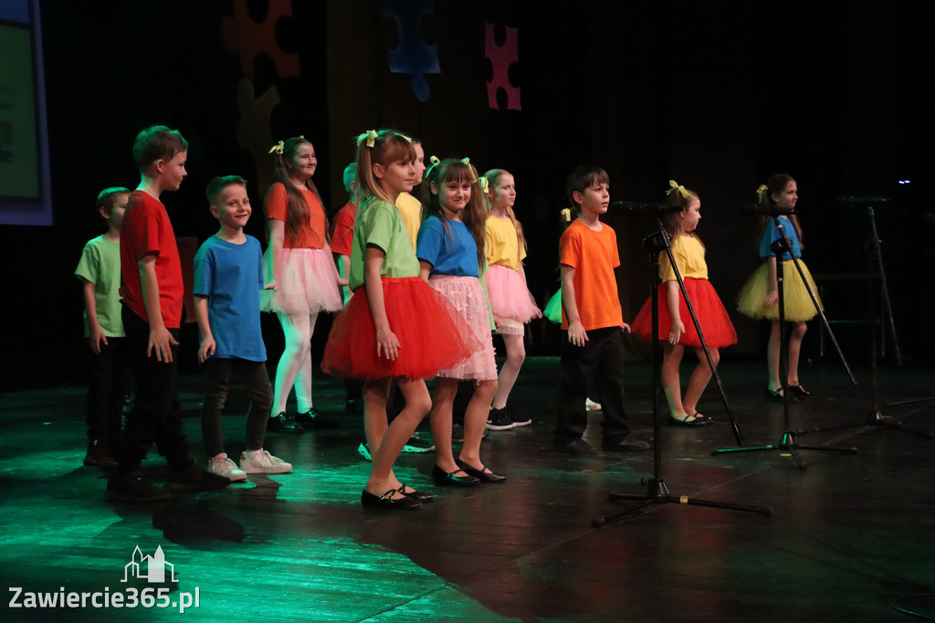 Fotorelacja II: GALA INTEGRACJI zorganizowana przez Szkoła Podstawowa nr 4 w Zawierciu