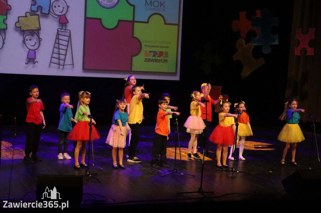 Fotorelacja II: GALA INTEGRACJI zorganizowana przez Szkoła Podstawowa nr 4 w Zawierciu