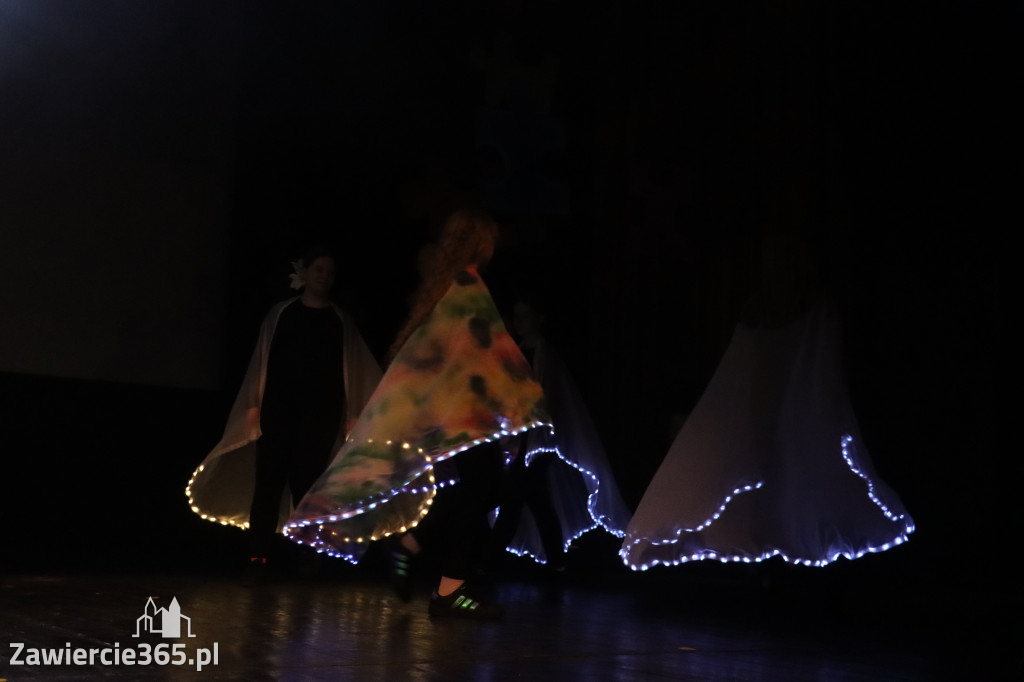 Fotorelacja II: GALA INTEGRACJI zorganizowana przez Szkoła Podstawowa nr 4 w Zawierciu