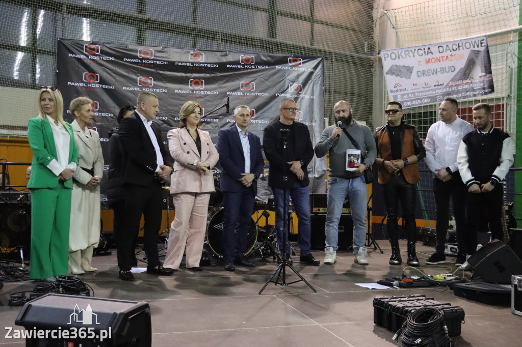 Fotorelacja: Artyści vs Policja - wydarzenie charytatywne w Zawierciu