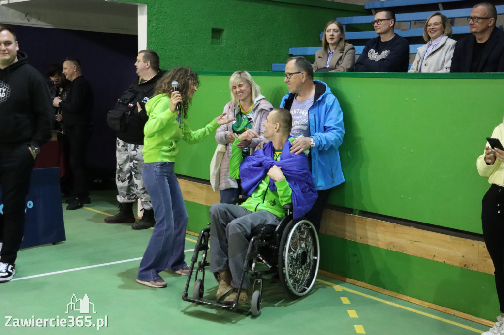 Fotorelacja: Artyści vs Policja - wydarzenie charytatywne w Zawierciu