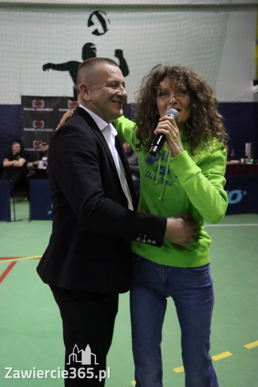 Fotorelacja: Artyści vs Policja - wydarzenie charytatywne w Zawierciu