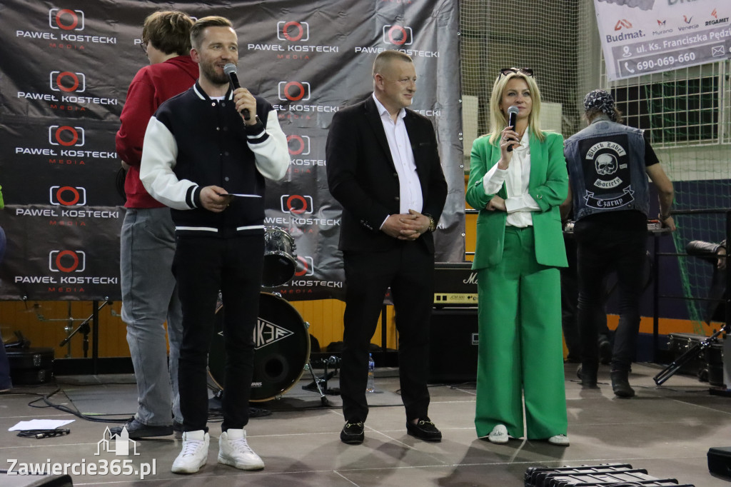 Fotorelacja: Artyści vs Policja - wydarzenie charytatywne w Zawierciu