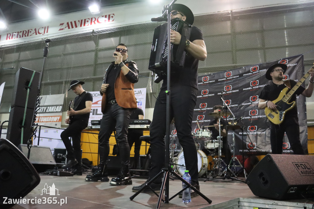 Fotorelacja: Artyści vs Policja - wydarzenie charytatywne w Zawierciu