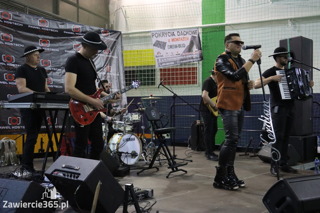 Fotorelacja: Artyści vs Policja - wydarzenie charytatywne w Zawierciu