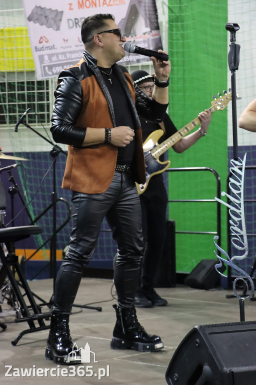 Fotorelacja: Artyści vs Policja - wydarzenie charytatywne w Zawierciu