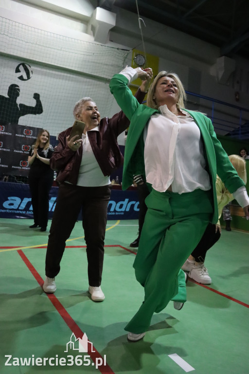 Fotorelacja: Artyści vs Policja - wydarzenie charytatywne w Zawierciu