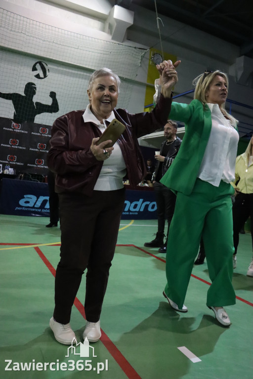 Fotorelacja: Artyści vs Policja - wydarzenie charytatywne w Zawierciu