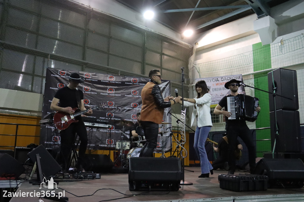 Fotorelacja: Artyści vs Policja - wydarzenie charytatywne w Zawierciu