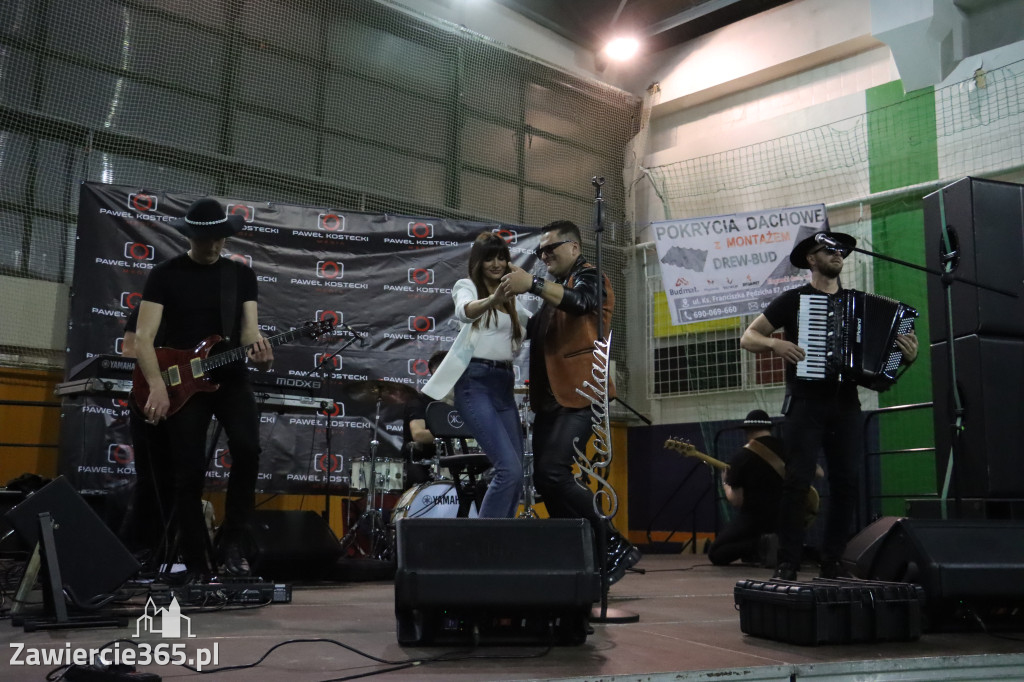 Fotorelacja: Artyści vs Policja - wydarzenie charytatywne w Zawierciu