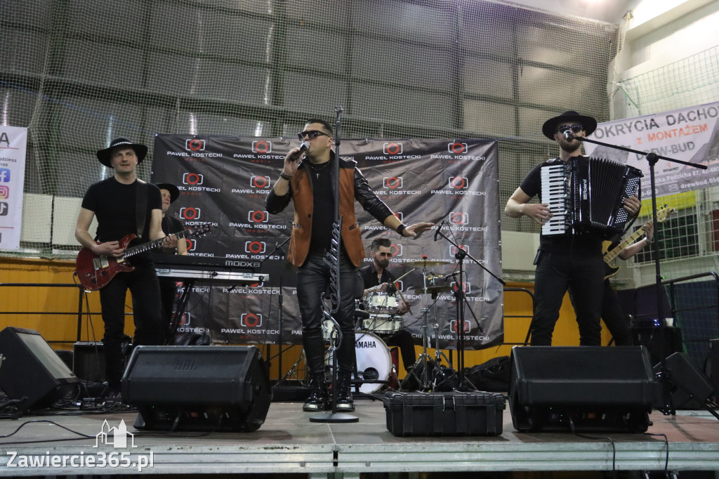 Fotorelacja: Artyści vs Policja - wydarzenie charytatywne w Zawierciu