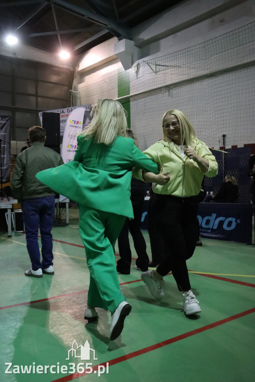 Fotorelacja: Artyści vs Policja - wydarzenie charytatywne w Zawierciu