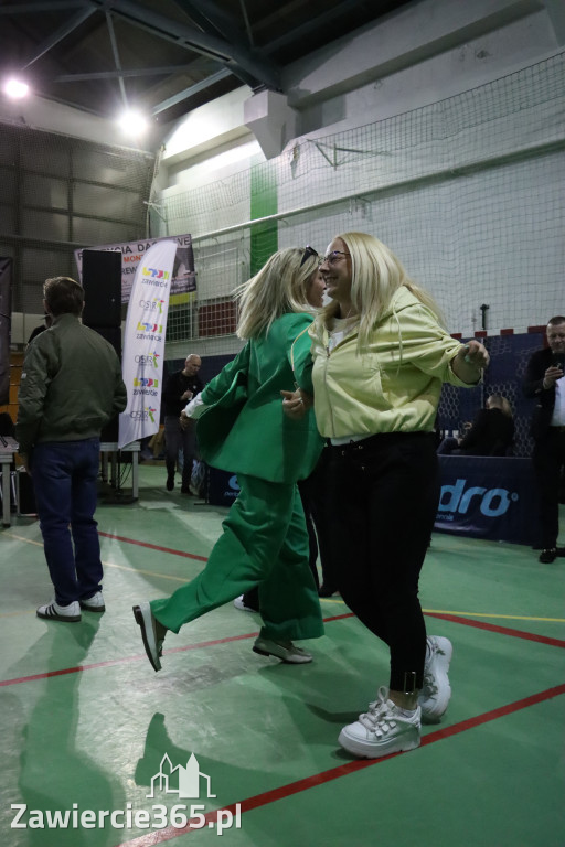 Fotorelacja: Artyści vs Policja - wydarzenie charytatywne w Zawierciu