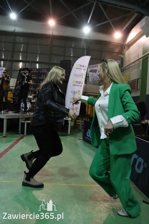 Fotorelacja: Artyści vs Policja - wydarzenie charytatywne w Zawierciu