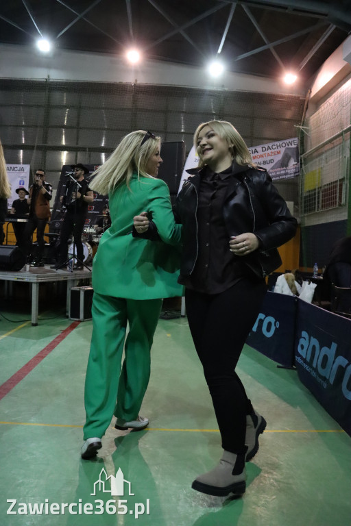 Fotorelacja: Artyści vs Policja - wydarzenie charytatywne w Zawierciu