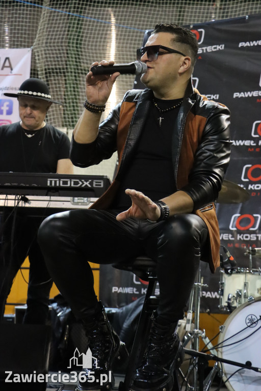 Fotorelacja: Artyści vs Policja - wydarzenie charytatywne w Zawierciu