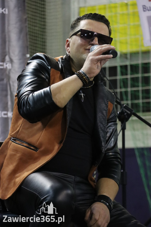 Fotorelacja: Artyści vs Policja - wydarzenie charytatywne w Zawierciu