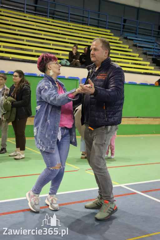 Fotorelacja: Artyści vs Policja - wydarzenie charytatywne w Zawierciu