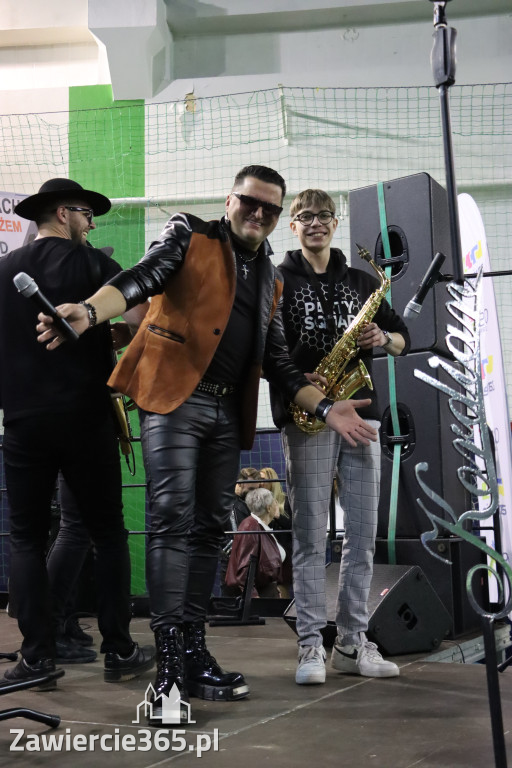 Fotorelacja: Artyści vs Policja - wydarzenie charytatywne w Zawierciu