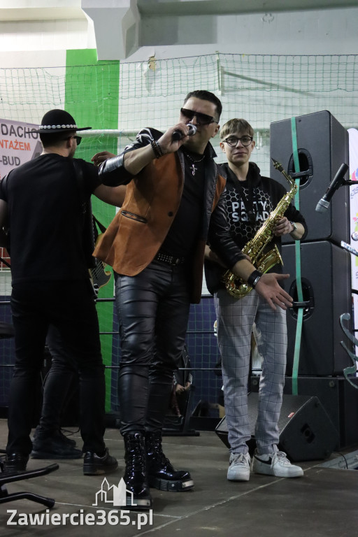 Fotorelacja: Artyści vs Policja - wydarzenie charytatywne w Zawierciu