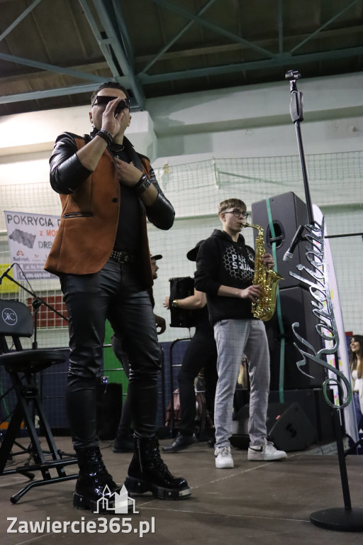 Fotorelacja: Artyści vs Policja - wydarzenie charytatywne w Zawierciu
