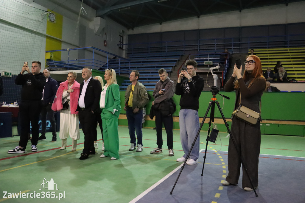 Fotorelacja: Artyści vs Policja - wydarzenie charytatywne w Zawierciu