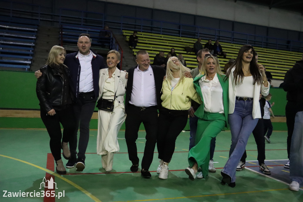 Fotorelacja: Artyści vs Policja - wydarzenie charytatywne w Zawierciu