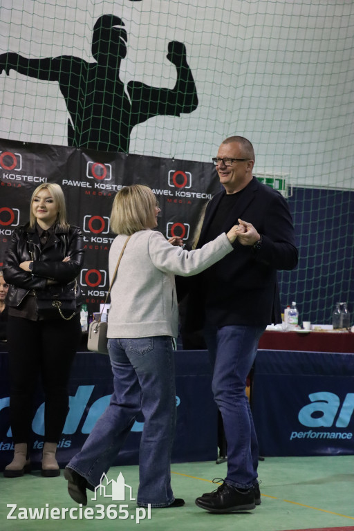 Fotorelacja: Artyści vs Policja - wydarzenie charytatywne w Zawierciu