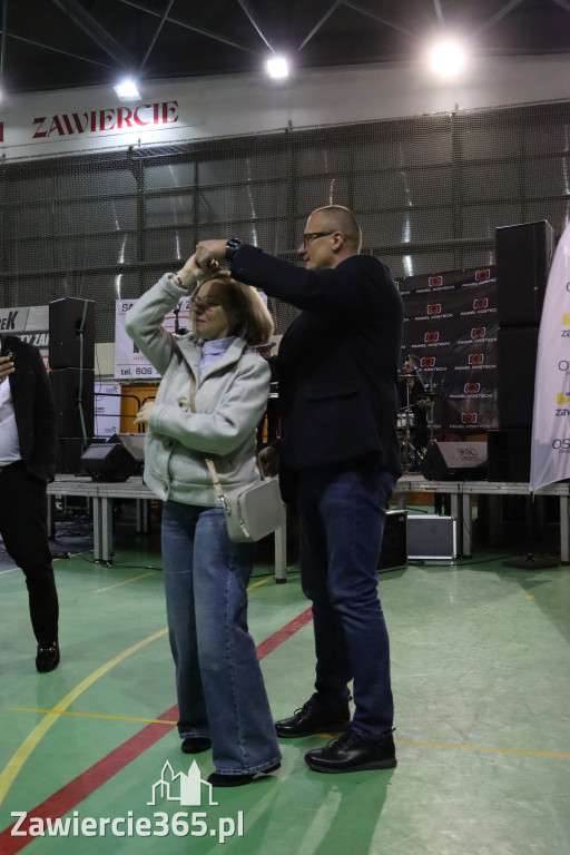 Fotorelacja: Artyści vs Policja - wydarzenie charytatywne w Zawierciu