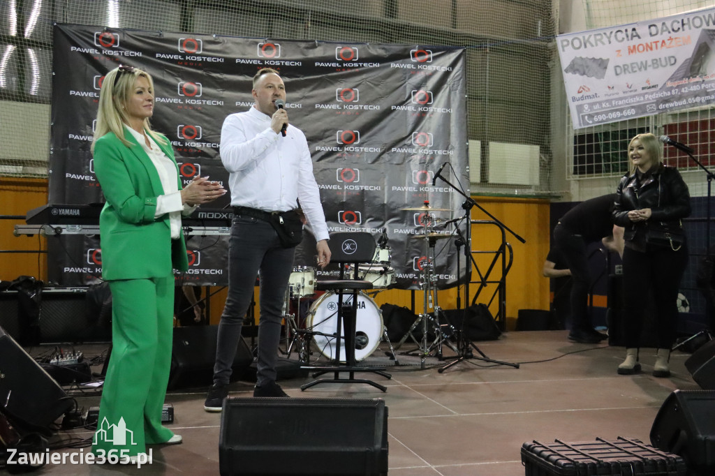 Fotorelacja: Artyści vs Policja - wydarzenie charytatywne w Zawierciu