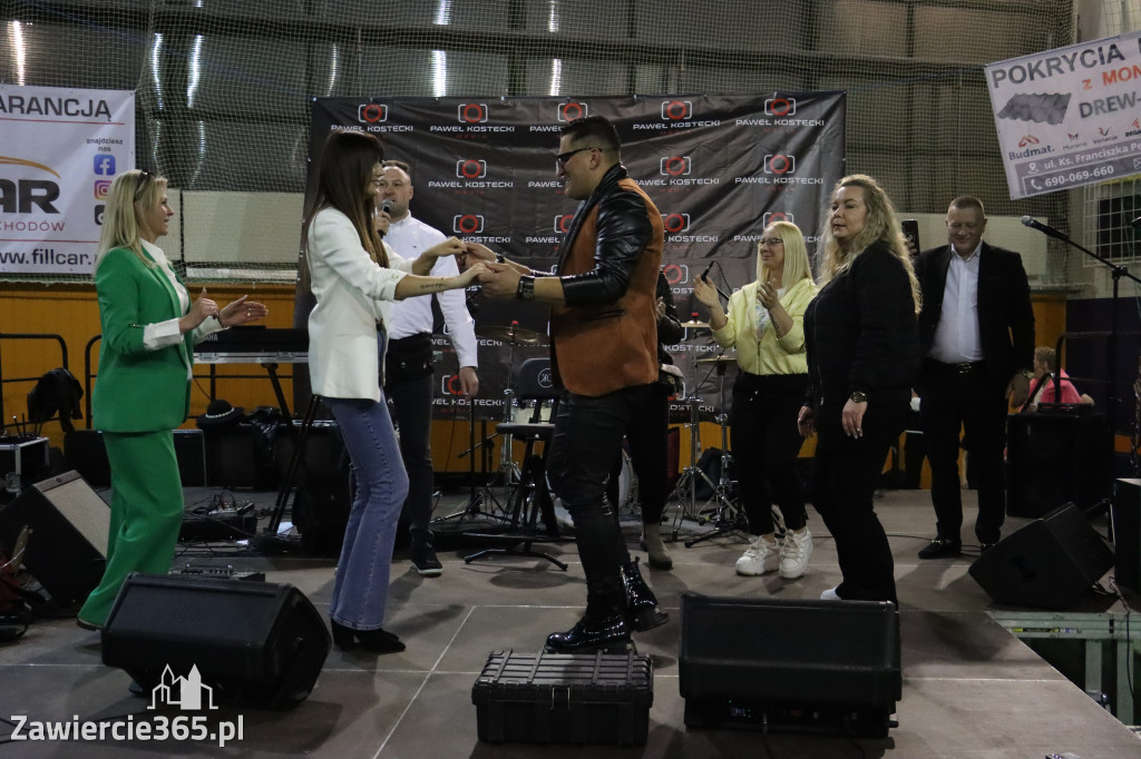 Fotorelacja: Artyści vs Policja - wydarzenie charytatywne w Zawierciu