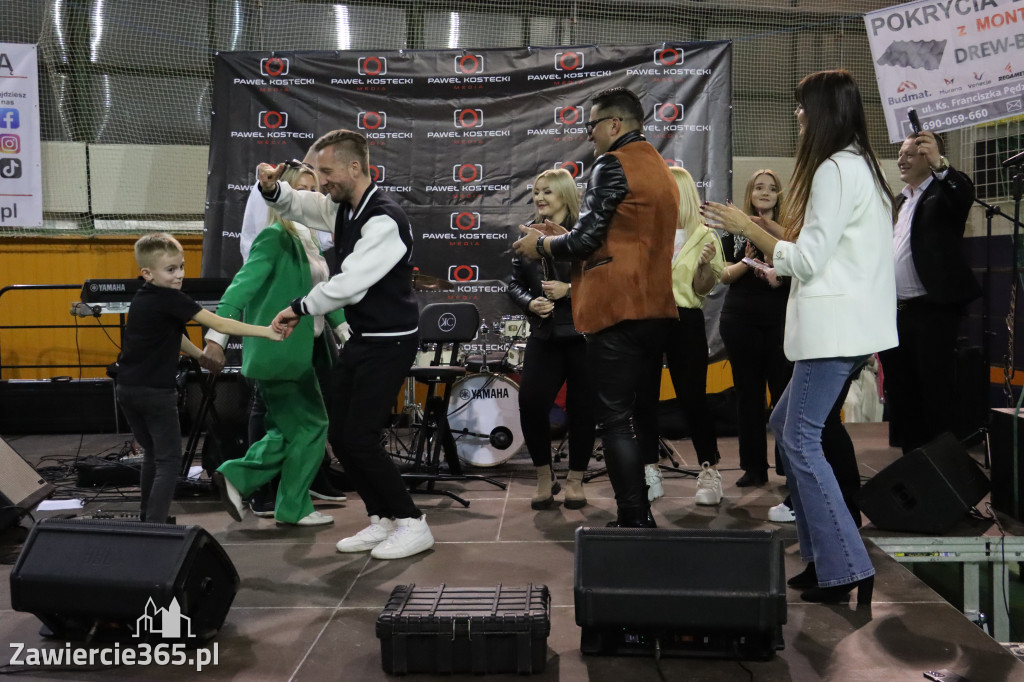 Fotorelacja: Artyści vs Policja - wydarzenie charytatywne w Zawierciu