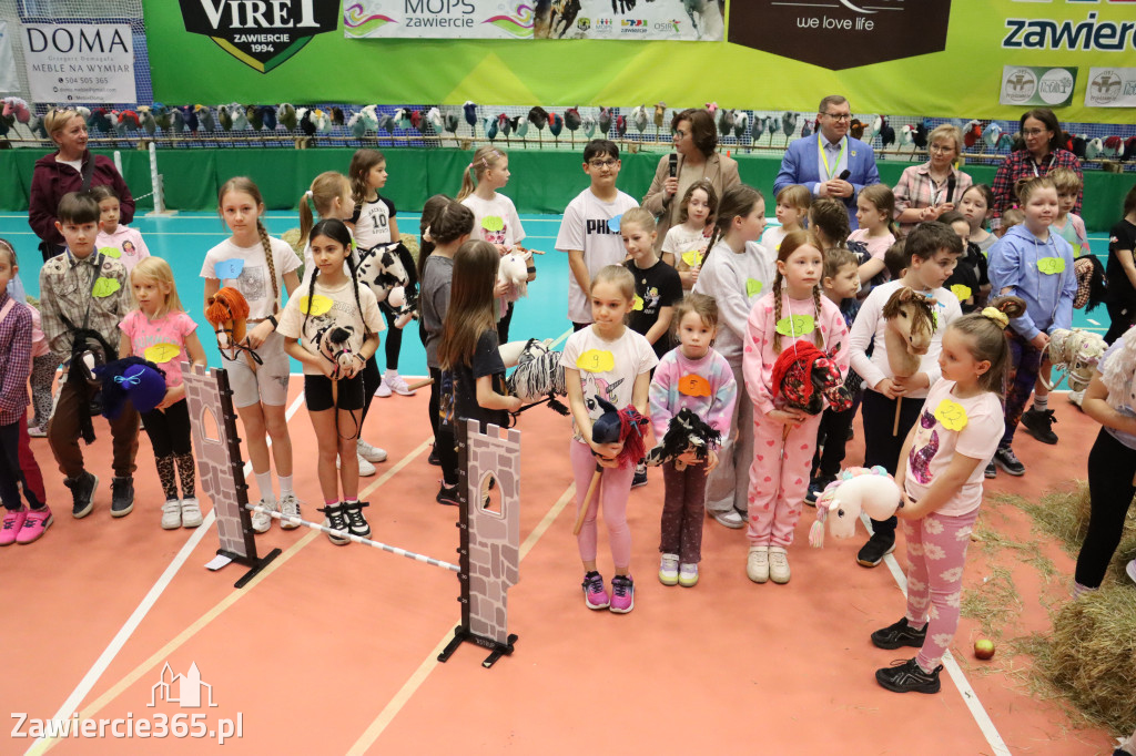 Fotorelacja: IV Zawierciańskie Zawody Hobby Horse