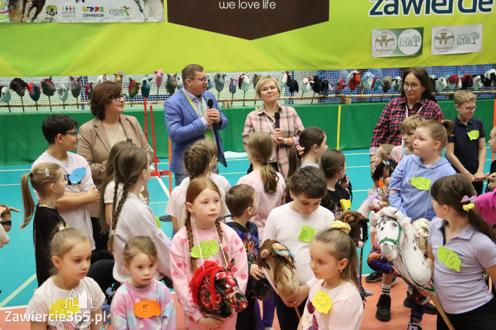 Fotorelacja: IV Zawierciańskie Zawody Hobby Horse