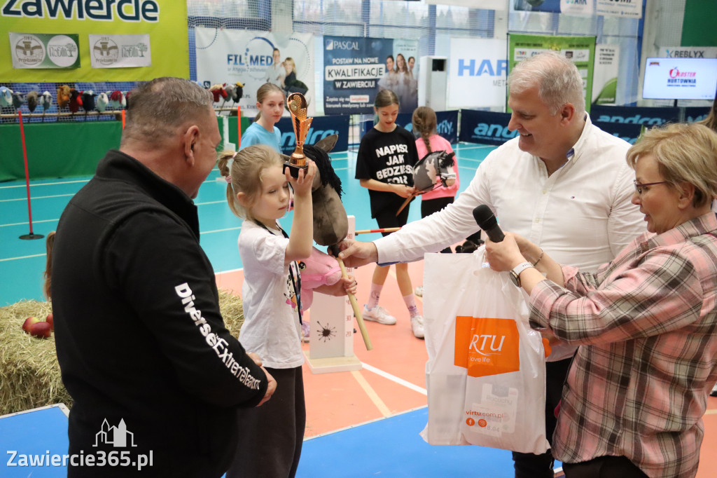 Fotorelacja: IV Zawierciańskie Zawody Hobby Horse