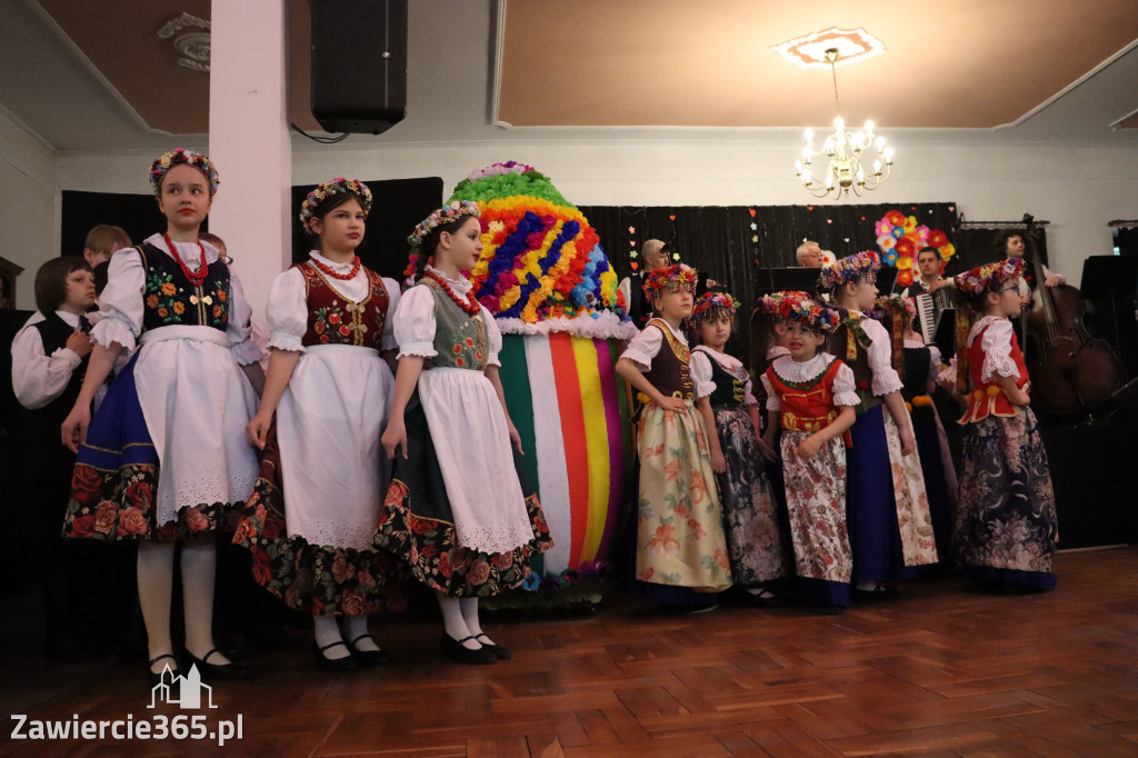 Fotorelacja: Kiermasz Wielkanocny w Pałacyku nad Wartą w Zawierciu