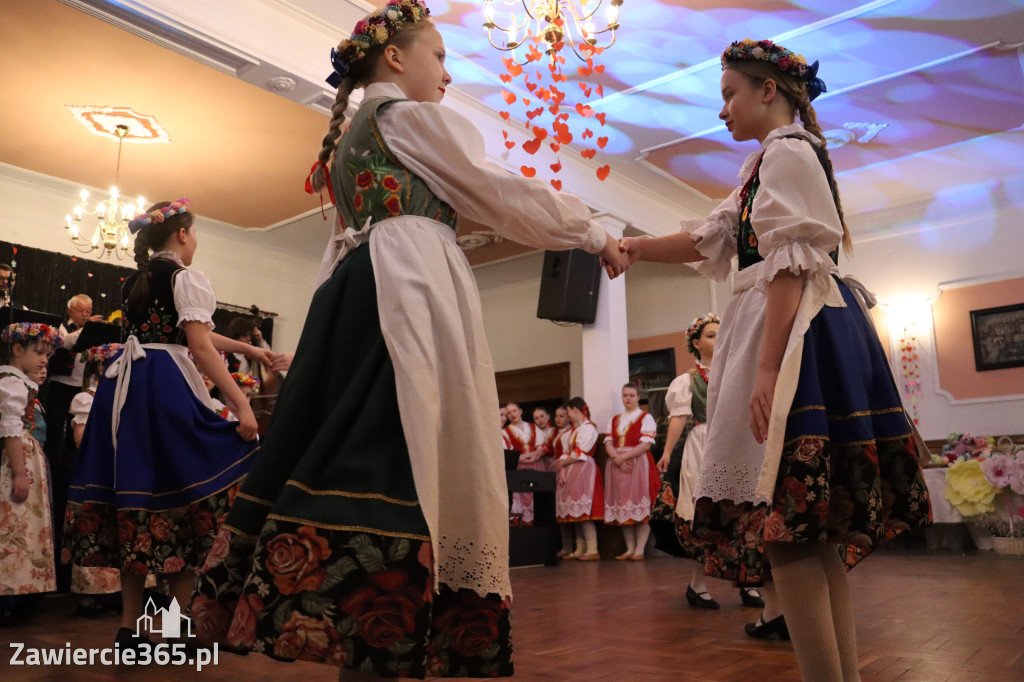 Fotorelacja: Kiermasz Wielkanocny w Pałacyku nad Wartą w Zawierciu