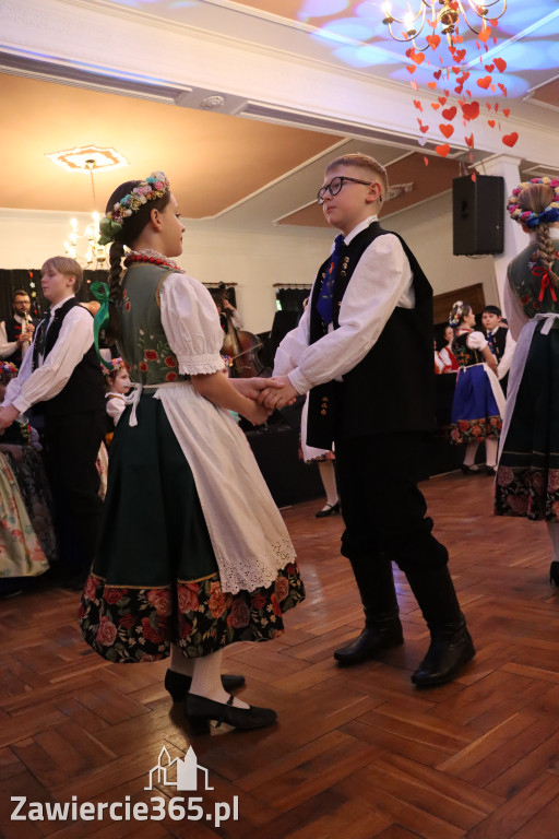 Fotorelacja: Kiermasz Wielkanocny w Pałacyku nad Wartą w Zawierciu