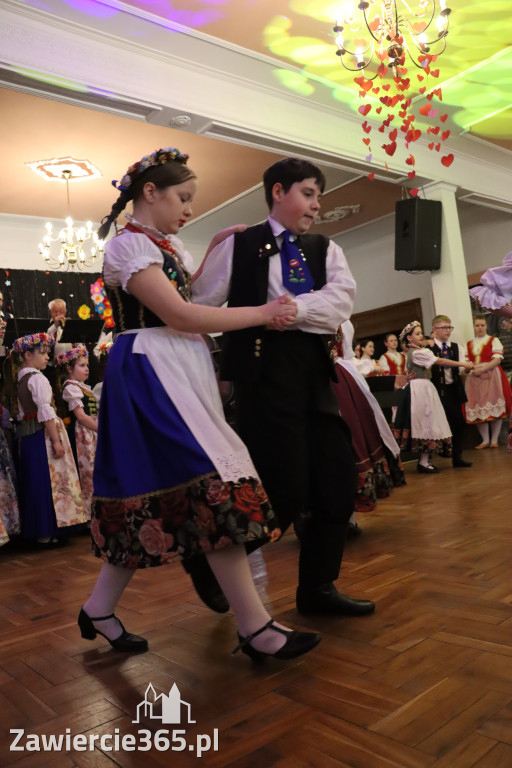 Fotorelacja: Kiermasz Wielkanocny w Pałacyku nad Wartą w Zawierciu