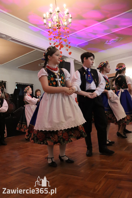 Fotorelacja: Kiermasz Wielkanocny w Pałacyku nad Wartą w Zawierciu