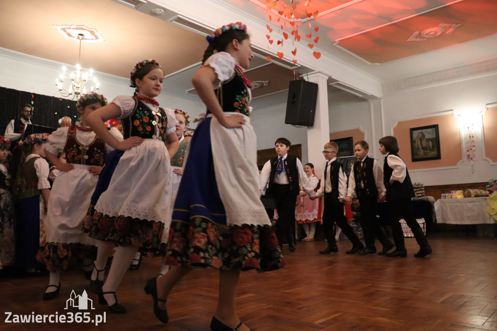 Fotorelacja: Kiermasz Wielkanocny w Pałacyku nad Wartą w Zawierciu